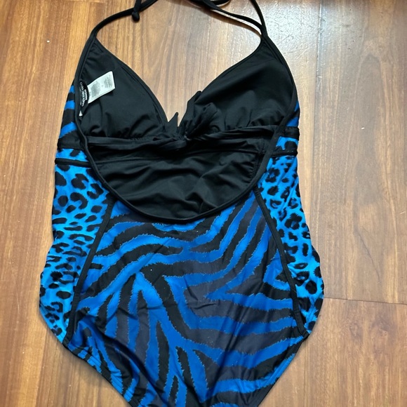 CARMEN MARC VALVO Swimwear - Picture 2 of 6